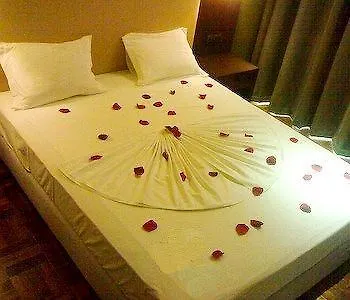 Lisboa Central Park Hotel Suites & Studios