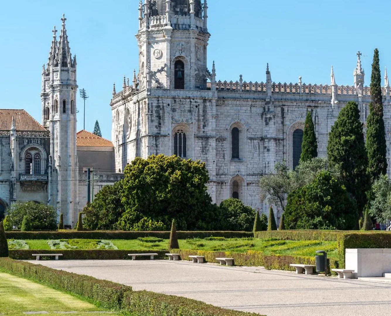 Lisboa Central Park Hotel Suites & Studios 3*,