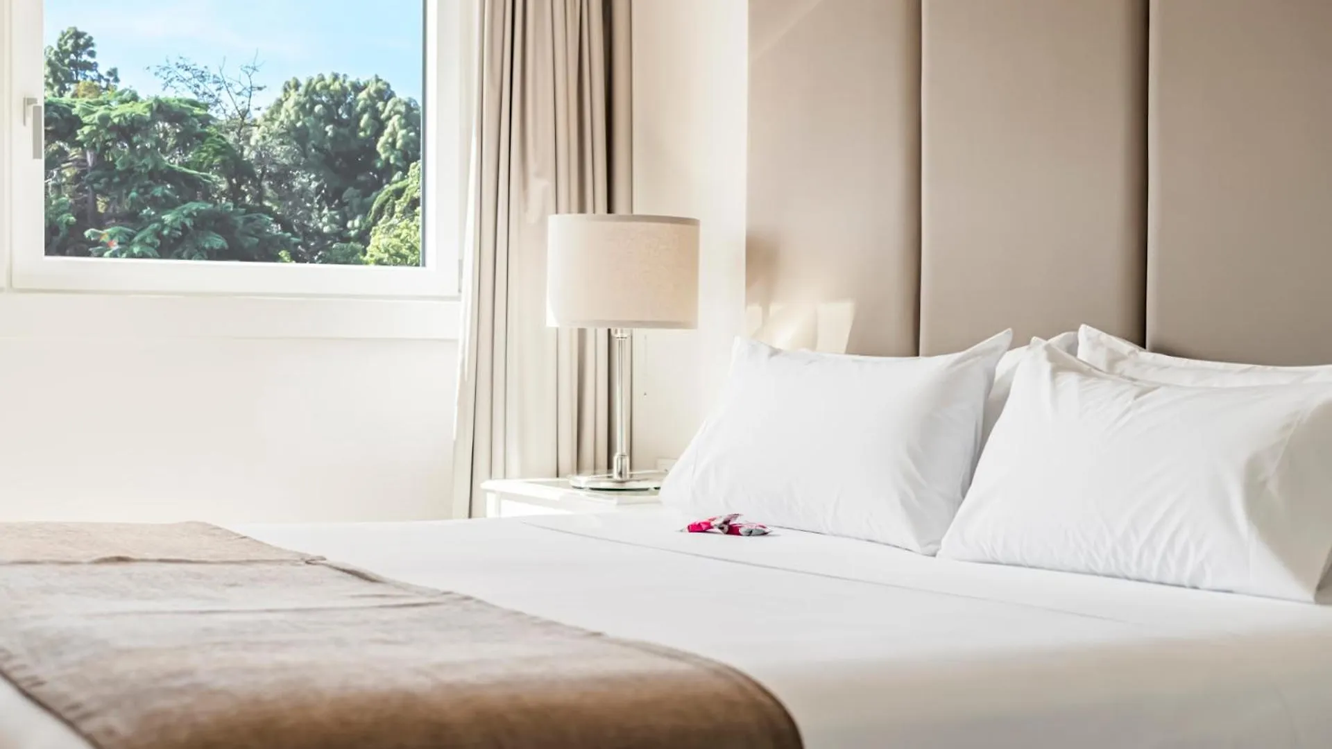 Lisboa Central Park Hotel Suites & Studios